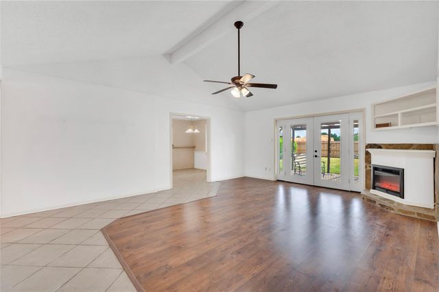 605 S Heather Lane, Friendswood, TX 77546
