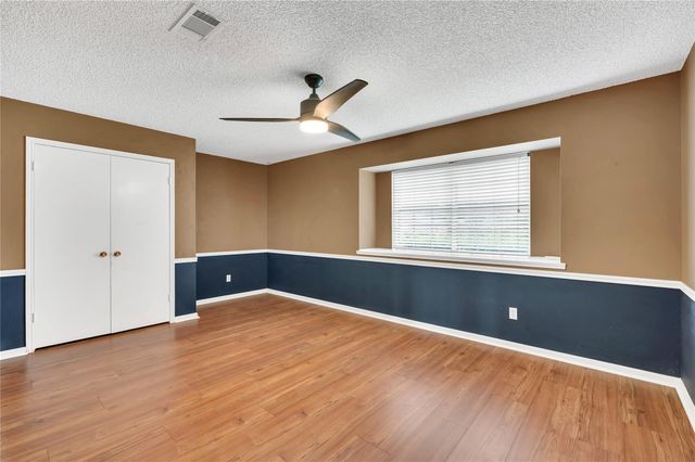 605 S Heather Lane, Friendswood, TX 77546