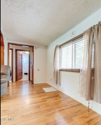 1466 Vance Tank Road, Bristol, TN 37620
