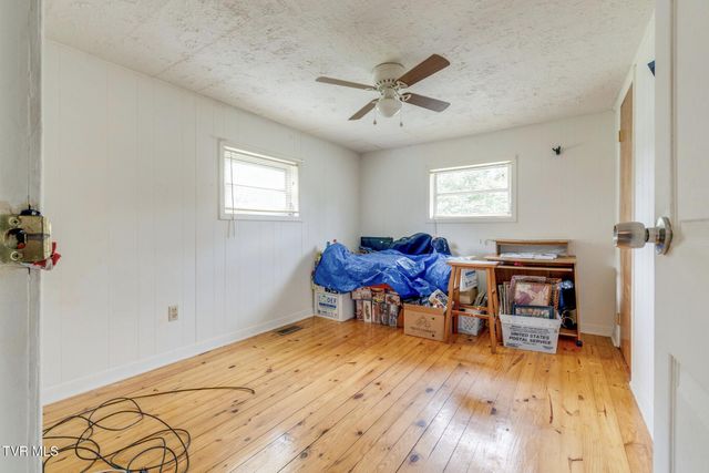 1466 Vance Tank Road, Bristol, TN 37620