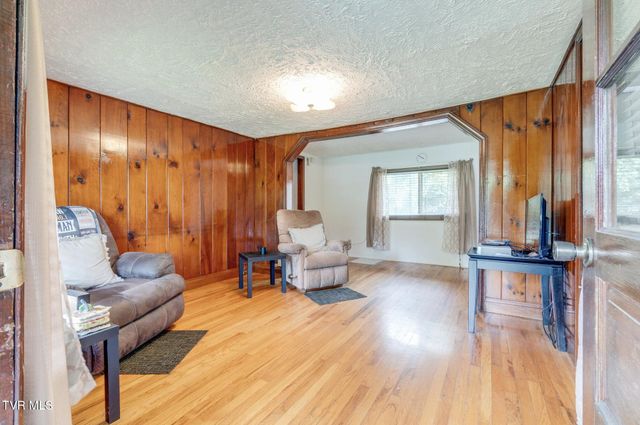 1466 Vance Tank Road, Bristol, TN 37620