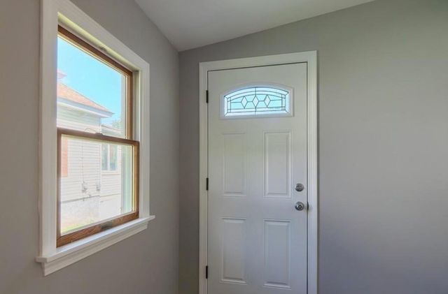 142 E Meadow Rd, Lowell, MA 01854