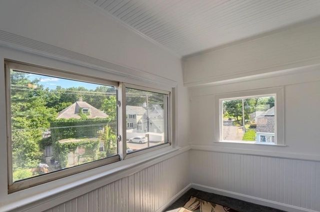 142 E Meadow Rd, Lowell, MA 01854