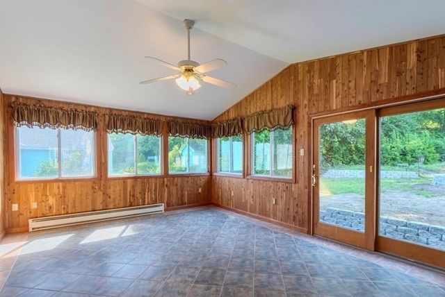 142 E Meadow Rd, Lowell, MA 01854