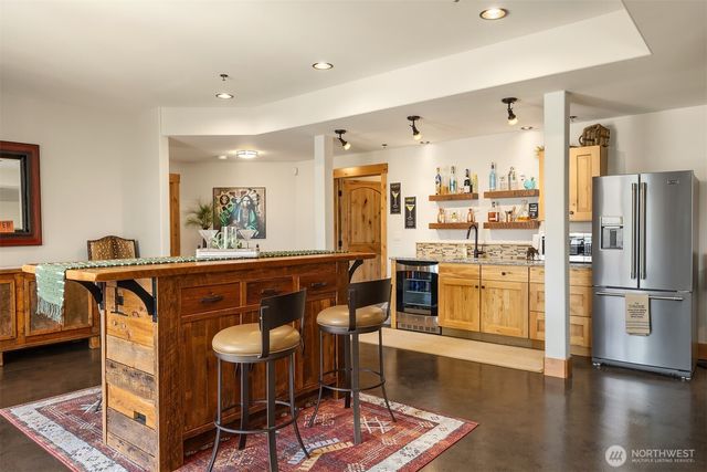 23195 Columbia Pointe Lane, Orondo, WA 98843