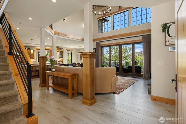 23195 Columbia Pointe Lane, Orondo, WA 98843