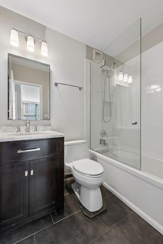 1325 N State Parkway 13B, Chicago, IL 60610
