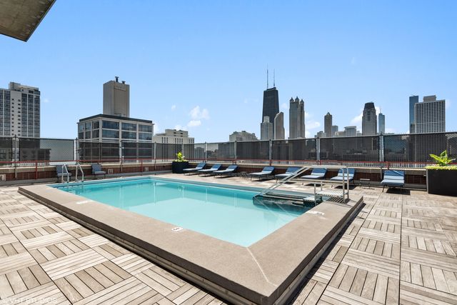 1325 N State Parkway 13B, Chicago, IL 60610