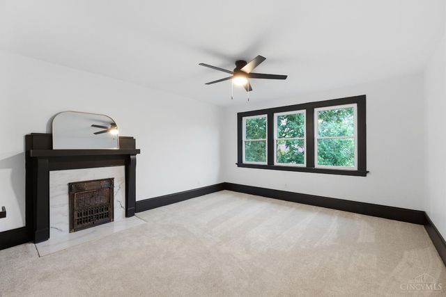 1016 Valley Lane, Cincinnati, OH 45229