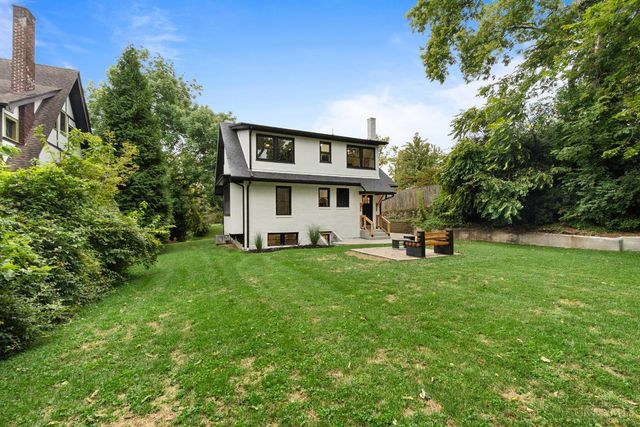1016 Valley Lane, Cincinnati, OH 45229