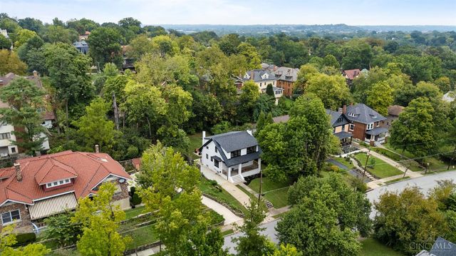 1016 Valley Lane, Cincinnati, OH 45229