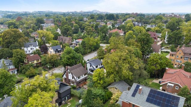 1016 Valley Lane, Cincinnati, OH 45229