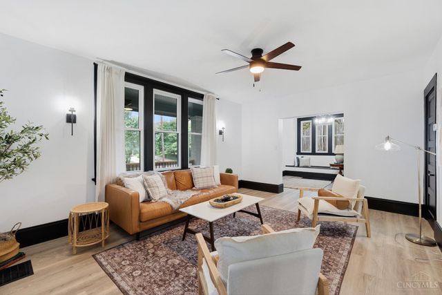 1016 Valley Lane, Cincinnati, OH 45229