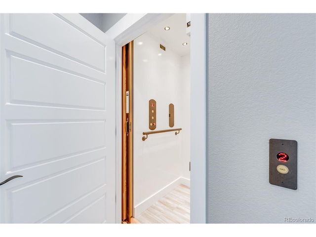 33001 Oak Way, Trinidad, CO 81082