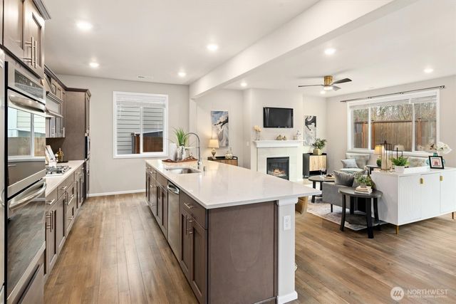 26334 203rd Place SE, Covington, WA 98042