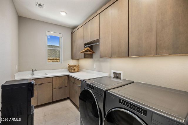 14166 E HIGHLAND Avenue, Fountain Hills, AZ 85268