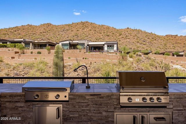 14166 E HIGHLAND Avenue, Fountain Hills, AZ 85268