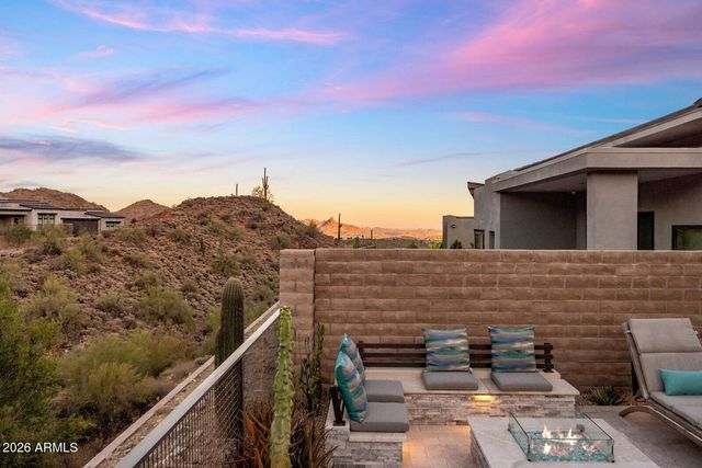 14166 E HIGHLAND Avenue, Fountain Hills, AZ 85268