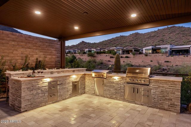 14166 E HIGHLAND Avenue, Fountain Hills, AZ 85268