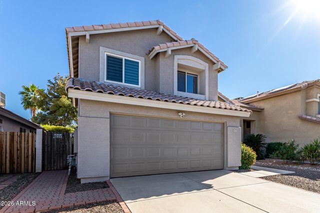 4043 E MEADOW Drive, Phoenix, AZ 85032