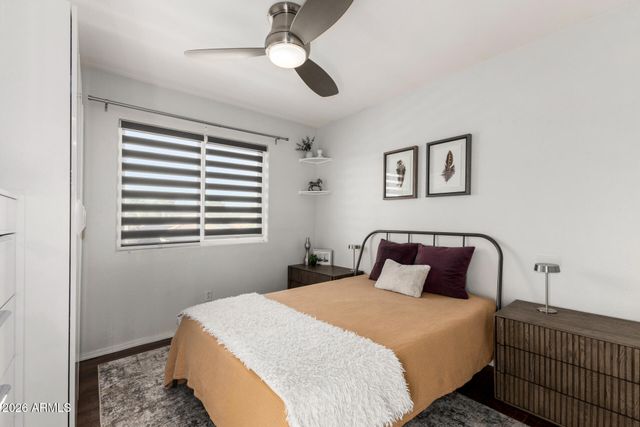 4043 E MEADOW Drive, Phoenix, AZ 85032