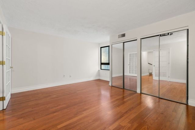 286 Fenno St 4, Revere, MA 02151