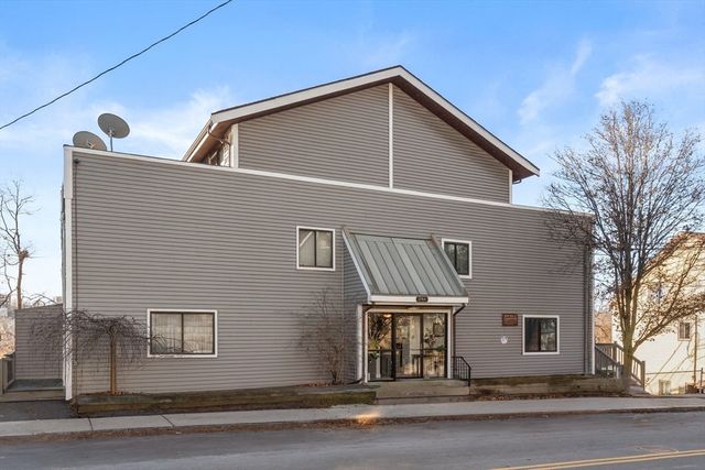 286 Fenno St 4, Revere, MA 02151