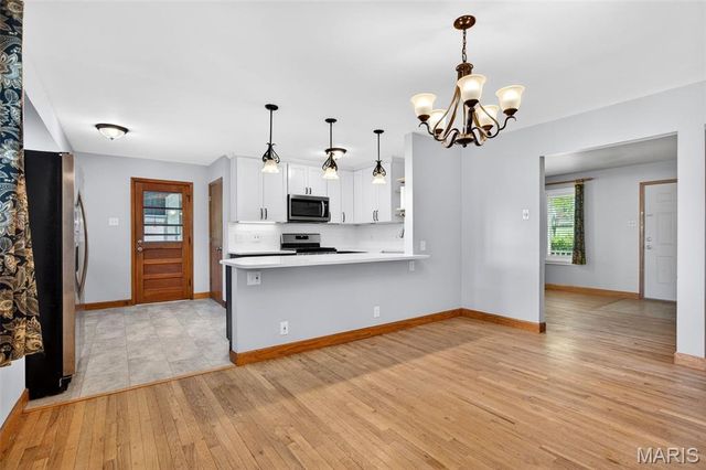 1122 King Carey Drive, St Louis, MO 63146