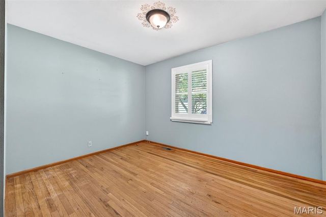 1122 King Carey Drive, St Louis, MO 63146
