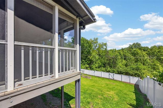 1122 King Carey Drive, St Louis, MO 63146