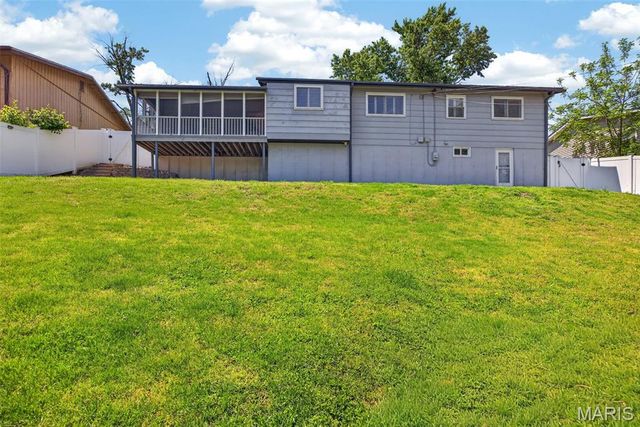 1122 King Carey Drive, St Louis, MO 63146