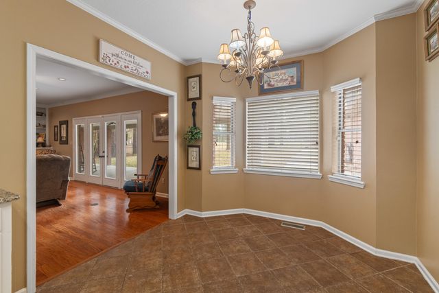 87 Fairlake Dr., Hattiesburg, MS 39402