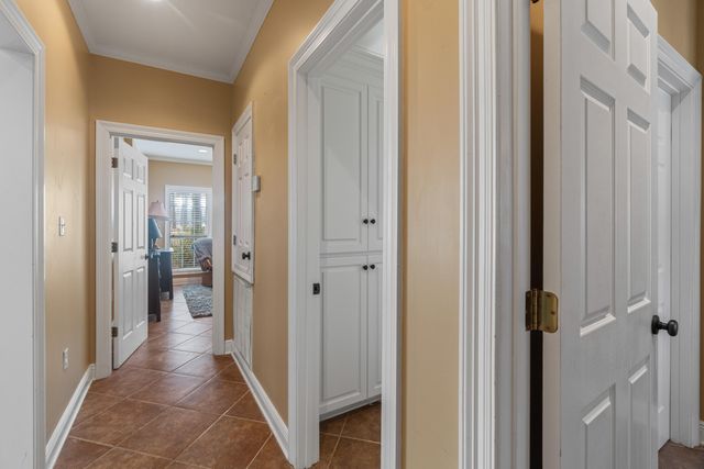 87 Fairlake Dr., Hattiesburg, MS 39402