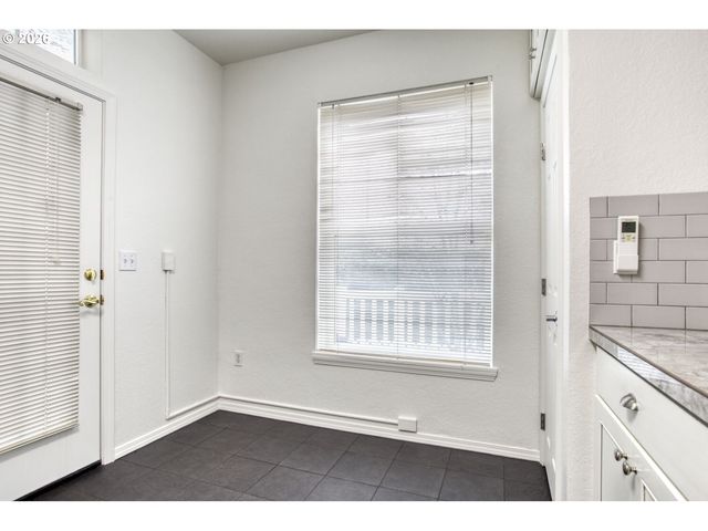 1160 Ne HORIZON Loop 1403, Hillsboro, OR 97124