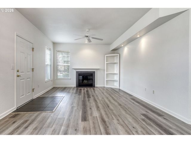 1160 Ne HORIZON Loop 1403, Hillsboro, OR 97124