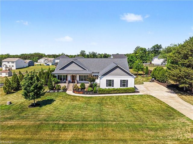 8868 Belews Ridge Road, Stokesdale, NC 27357