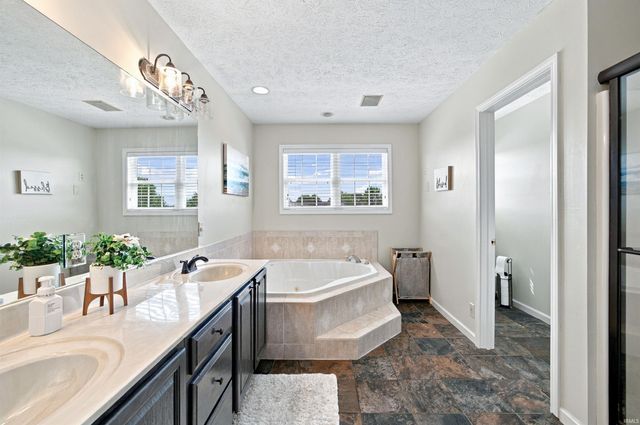 1606 Stone Valley Court, Lafayette, IN 47909