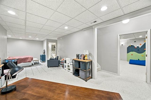 1606 Stone Valley Court, Lafayette, IN 47909