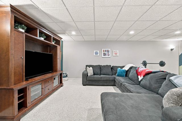 1606 Stone Valley Court, Lafayette, IN 47909