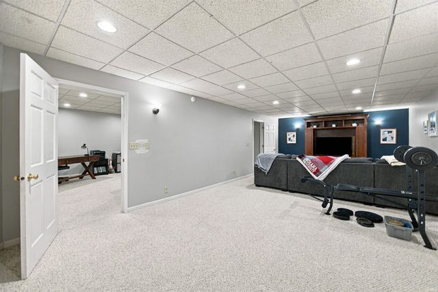 1606 Stone Valley Court, Lafayette, IN 47909