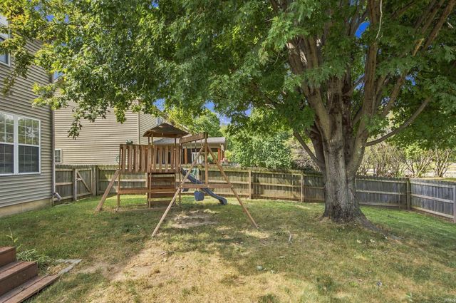 1606 Stone Valley Court, Lafayette, IN 47909