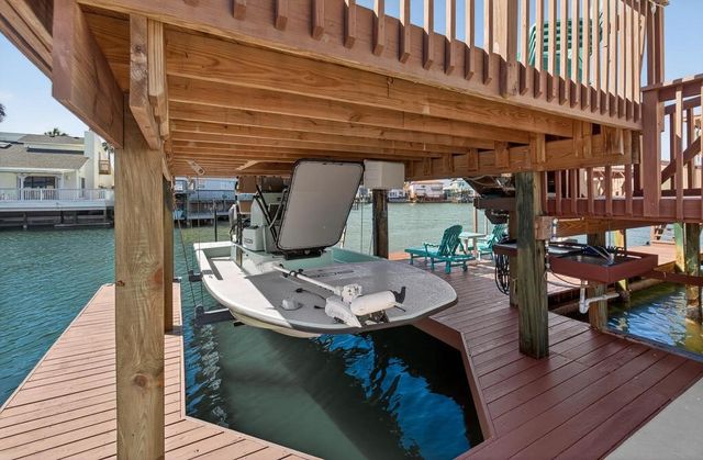 13537 PORT ROYAL Ct, Corpus Christi, TX 78418