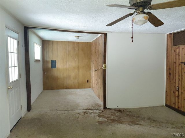 3613 Bonstead Road, Clay, NY 13041