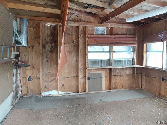 3613 Bonstead Road, Clay, NY 13041