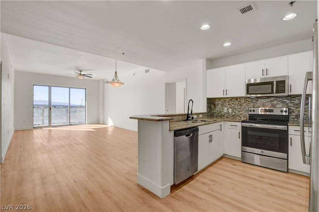 8255 LAS VEGAS Boulevard 618, Las Vegas, NV 89123
