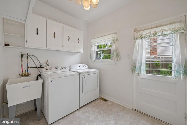 790 CARTERET CT, Mount Laurel, NJ 08054