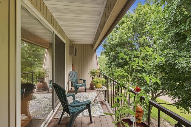 255 Westview Drive 308, West Saint Paul, MN 55118