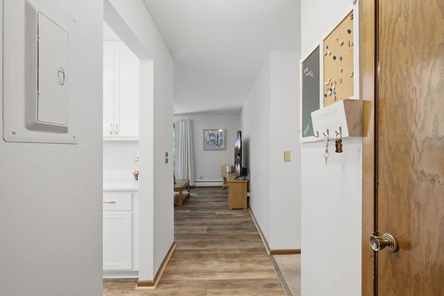 255 Westview Drive 308, West Saint Paul, MN 55118