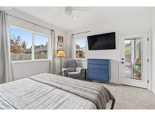 373 Camrin Loop, Creswell, OR 97426