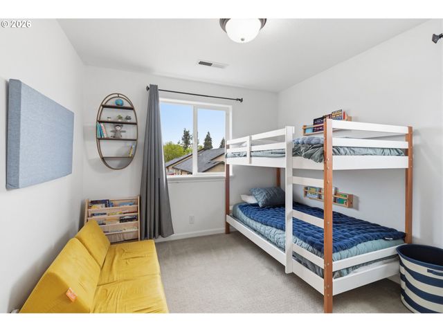 373 Camrin Loop, Creswell, OR 97426